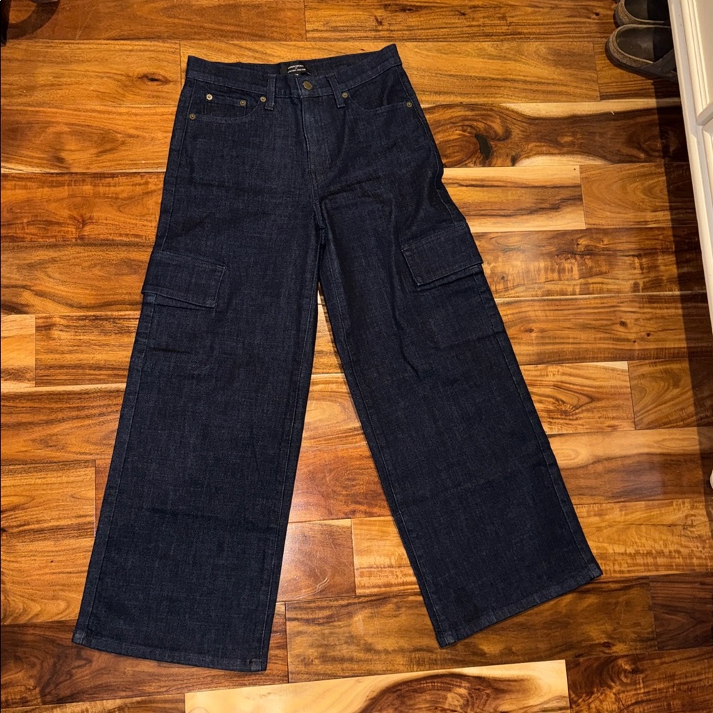 Banana republic straight high rise cargo jean size 28/6R